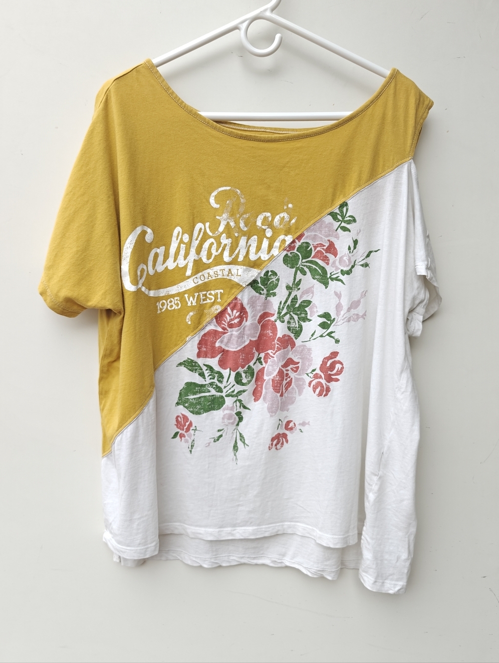 Anthropologie Pilcro Spliced California Graphic Tee Size XL